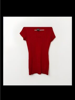 Dots Red V-Neck Short Sleeve Knit Top